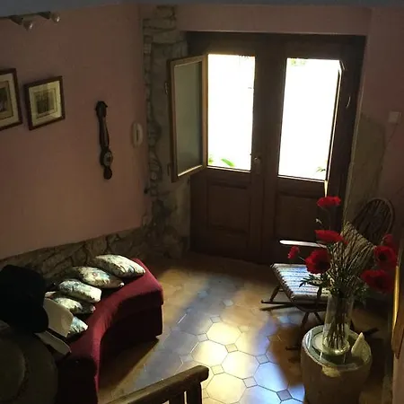 Maison Bleue *
